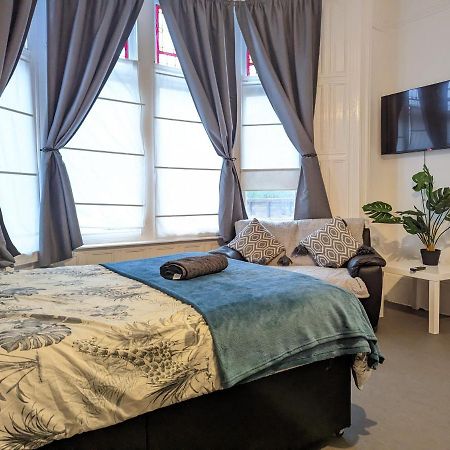 1 Bedroom Studio In A Supurb Area Of คาร์ดิฟฟ์ ภายนอก รูปภาพ