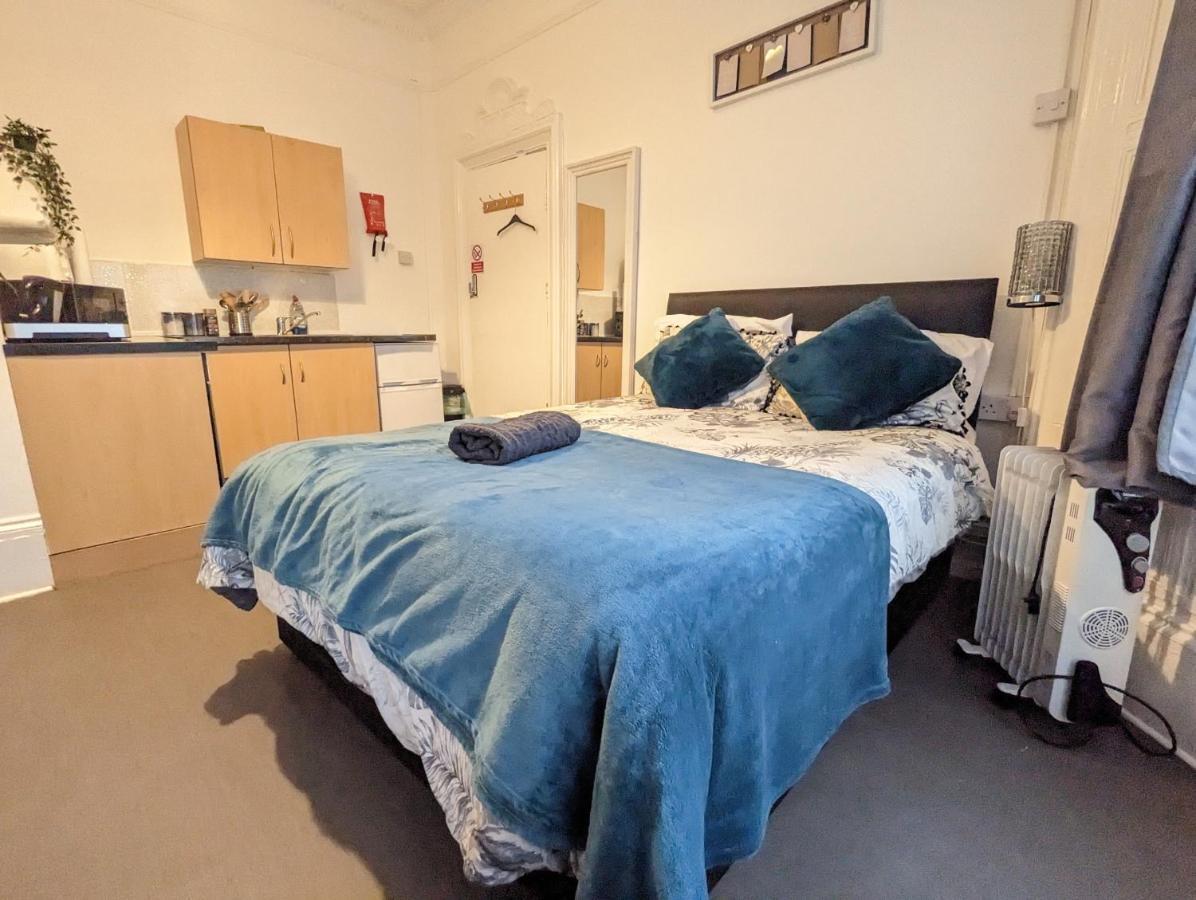 1 Bedroom Studio In A Supurb Area Of คาร์ดิฟฟ์ ภายนอก รูปภาพ