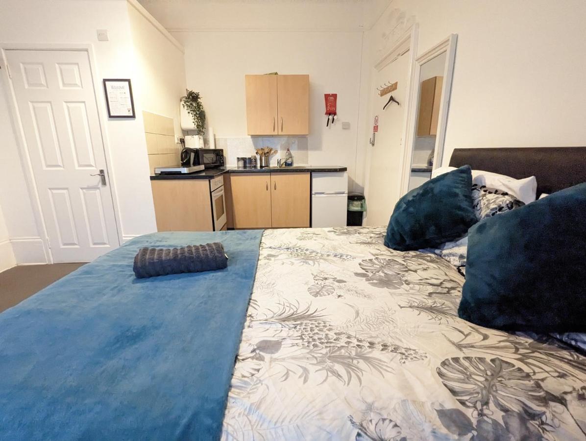 1 Bedroom Studio In A Supurb Area Of คาร์ดิฟฟ์ ภายนอก รูปภาพ