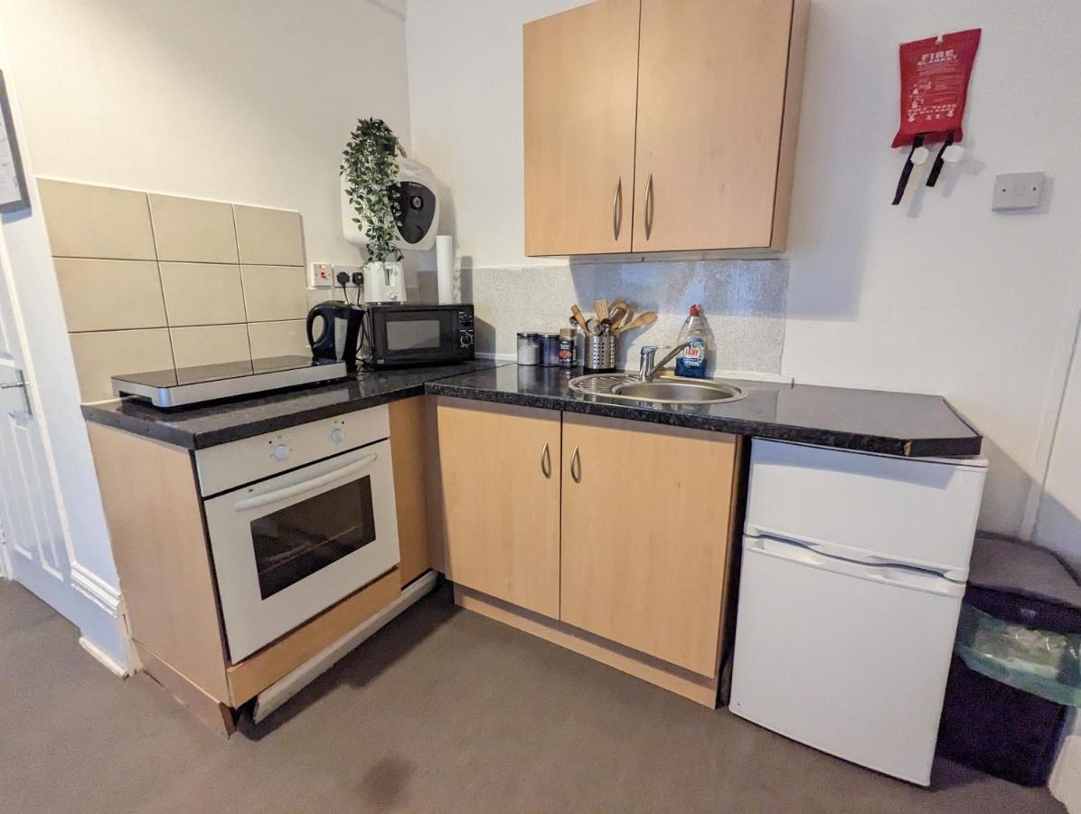 1 Bedroom Studio In A Supurb Area Of คาร์ดิฟฟ์ ภายนอก รูปภาพ